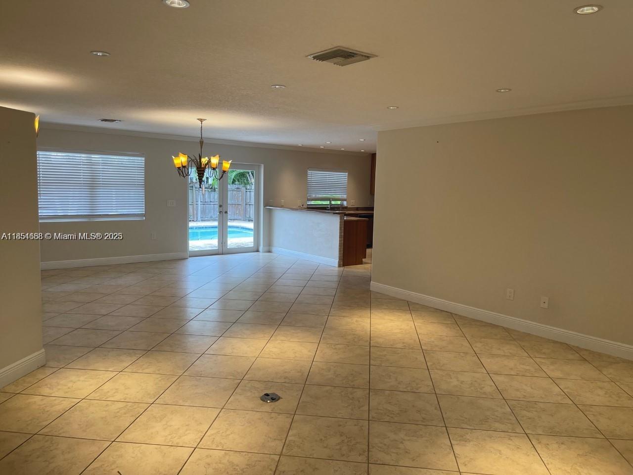 405 SE 4th Ter