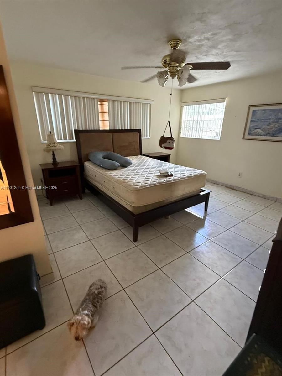 SUTTON HOUSE CONDO - Residential