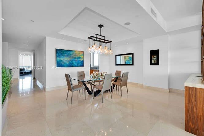 GROVENOR HOUSE CONDO - Residential