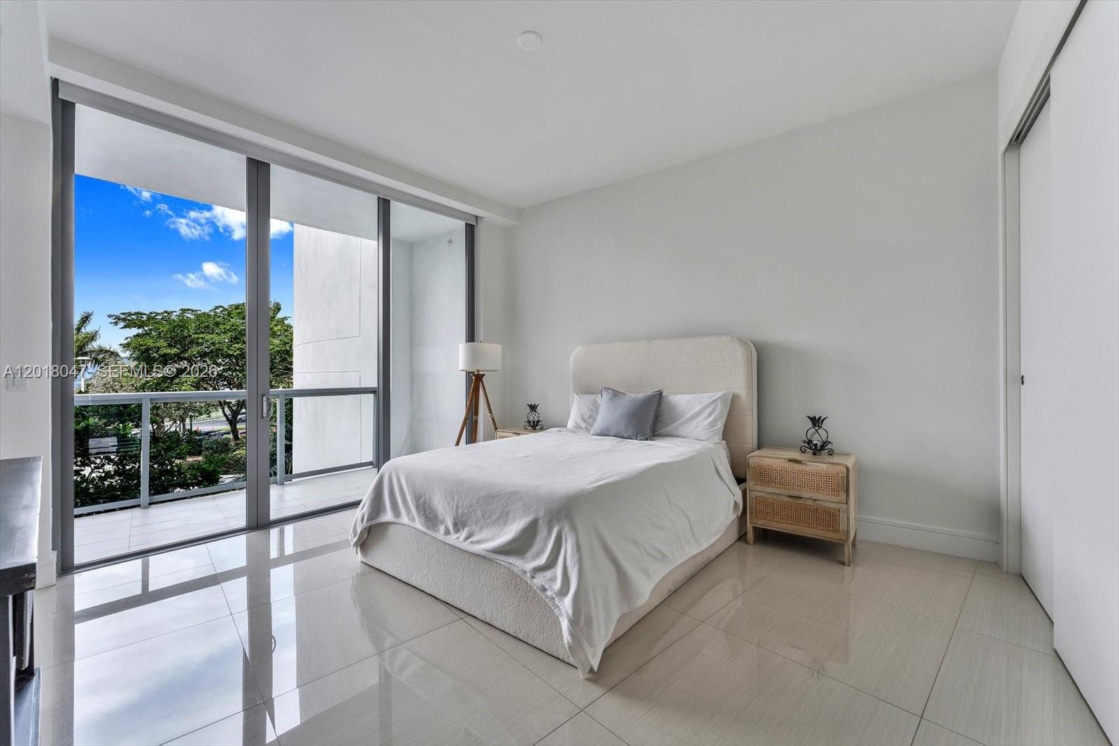 ECHO CONDO - Residential