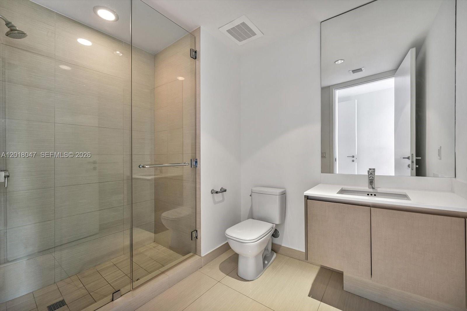 ECHO CONDO - Residential