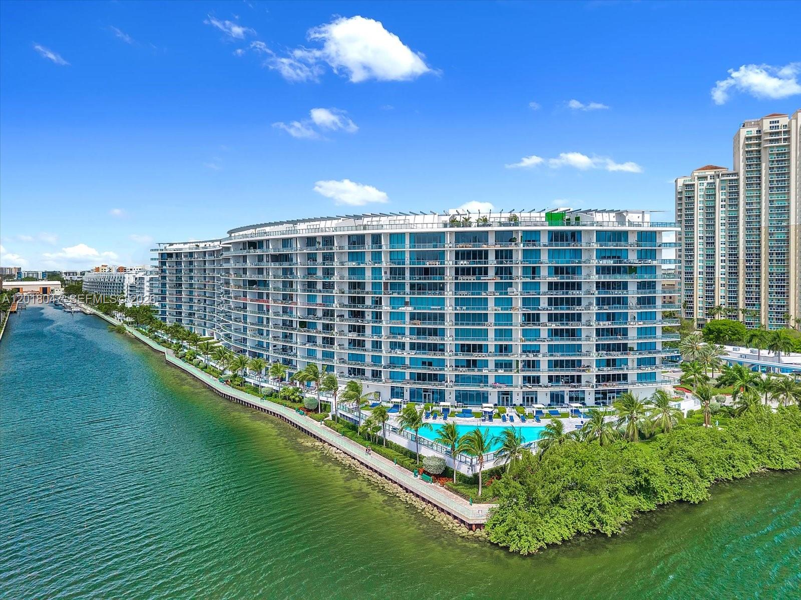 ECHO CONDO - Residential