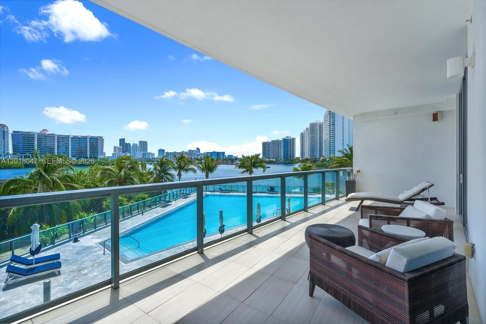 ECHO CONDO - Residential