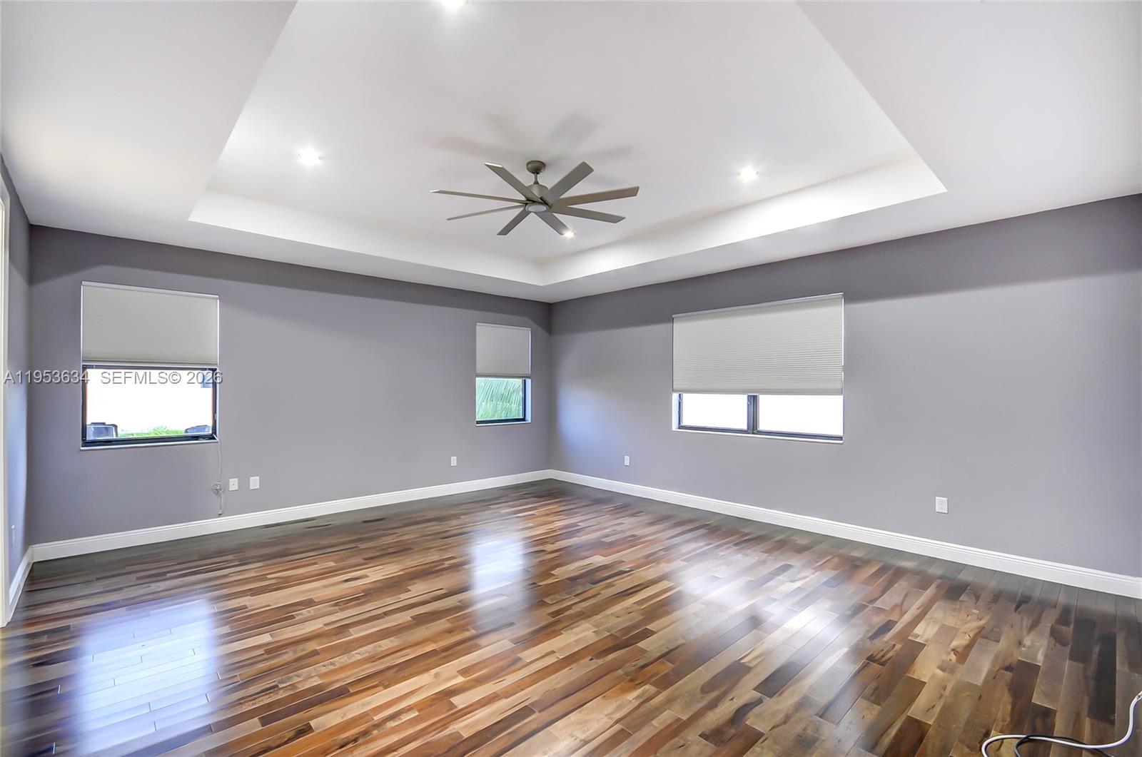 DORAL BREEZE - Residential