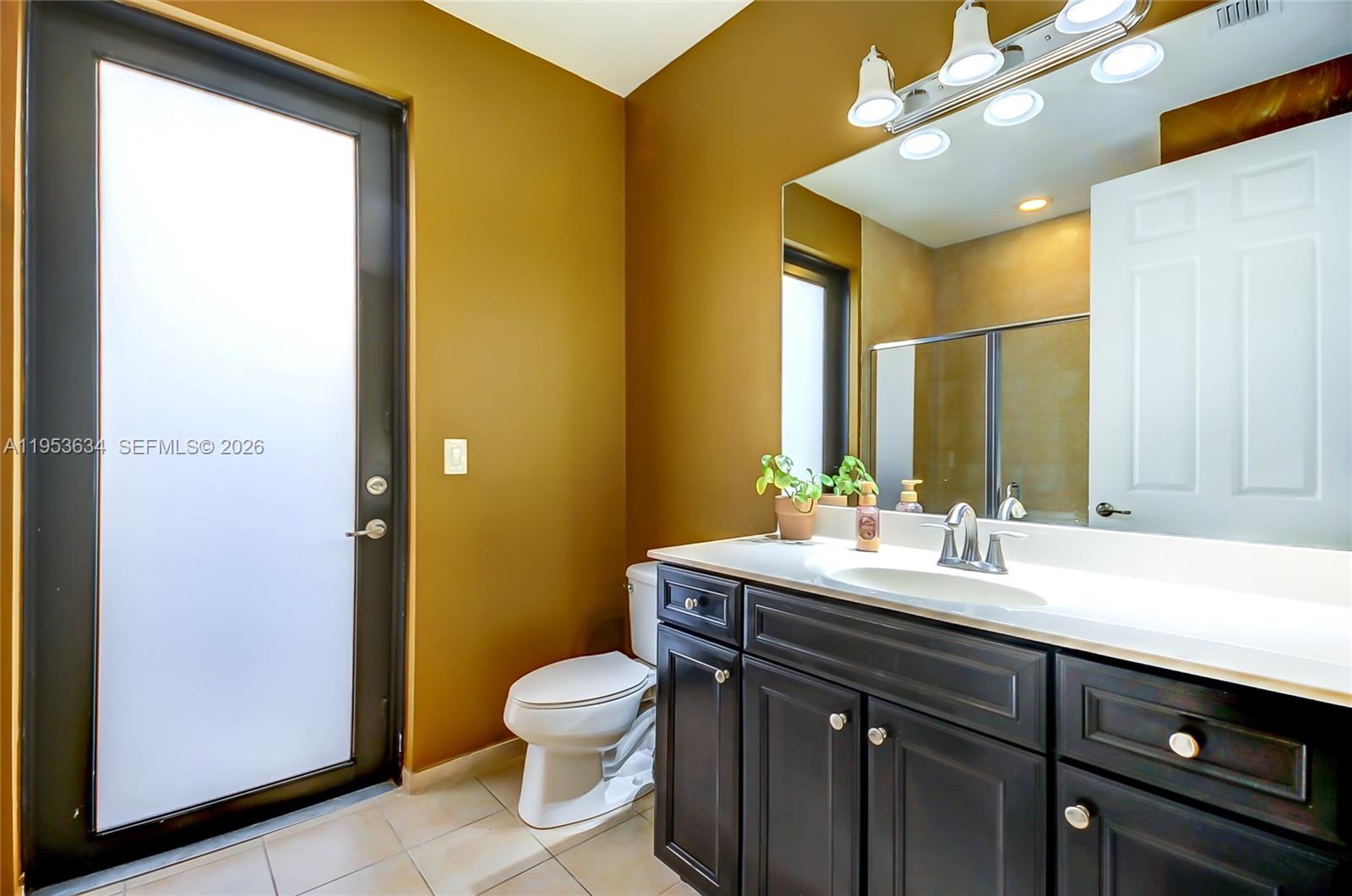 DORAL BREEZE - Residential