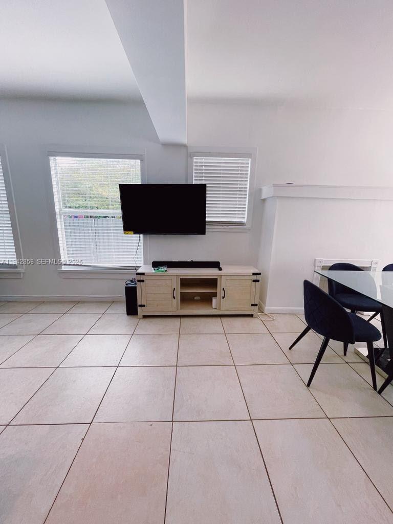 PRICES ADDN TO ST JAMES P - Residential Lease