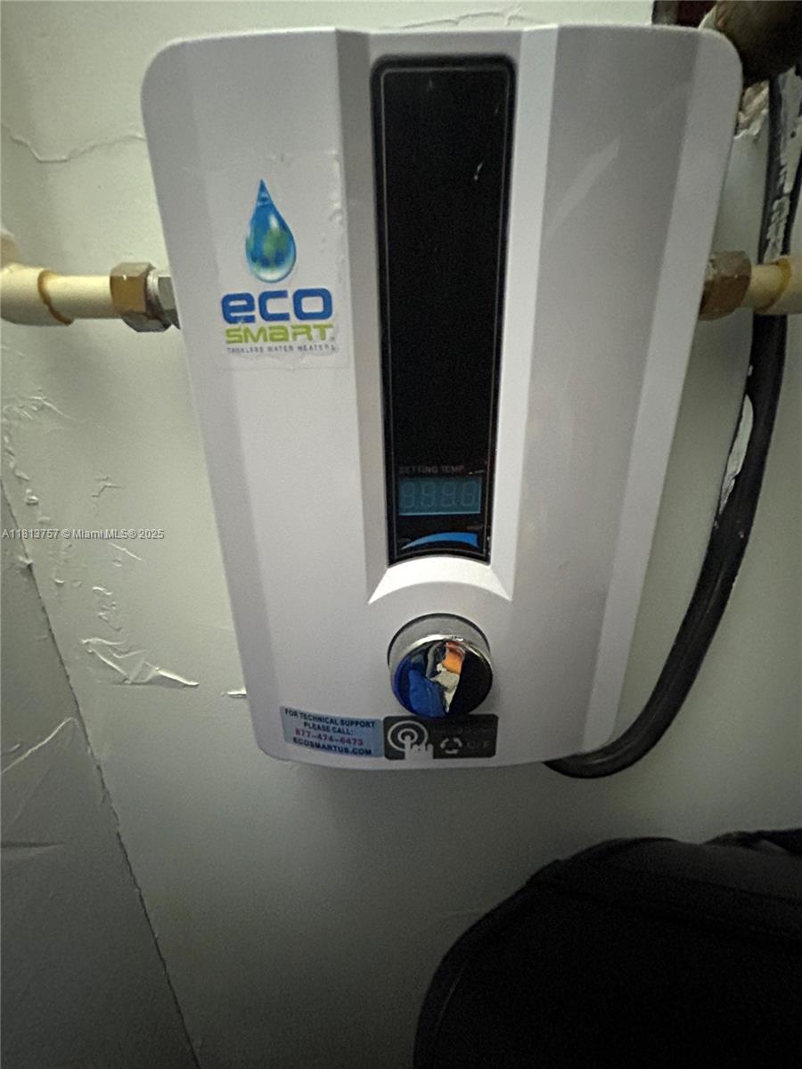 OCEANSIDE APARTMENTS CO-O - Residential