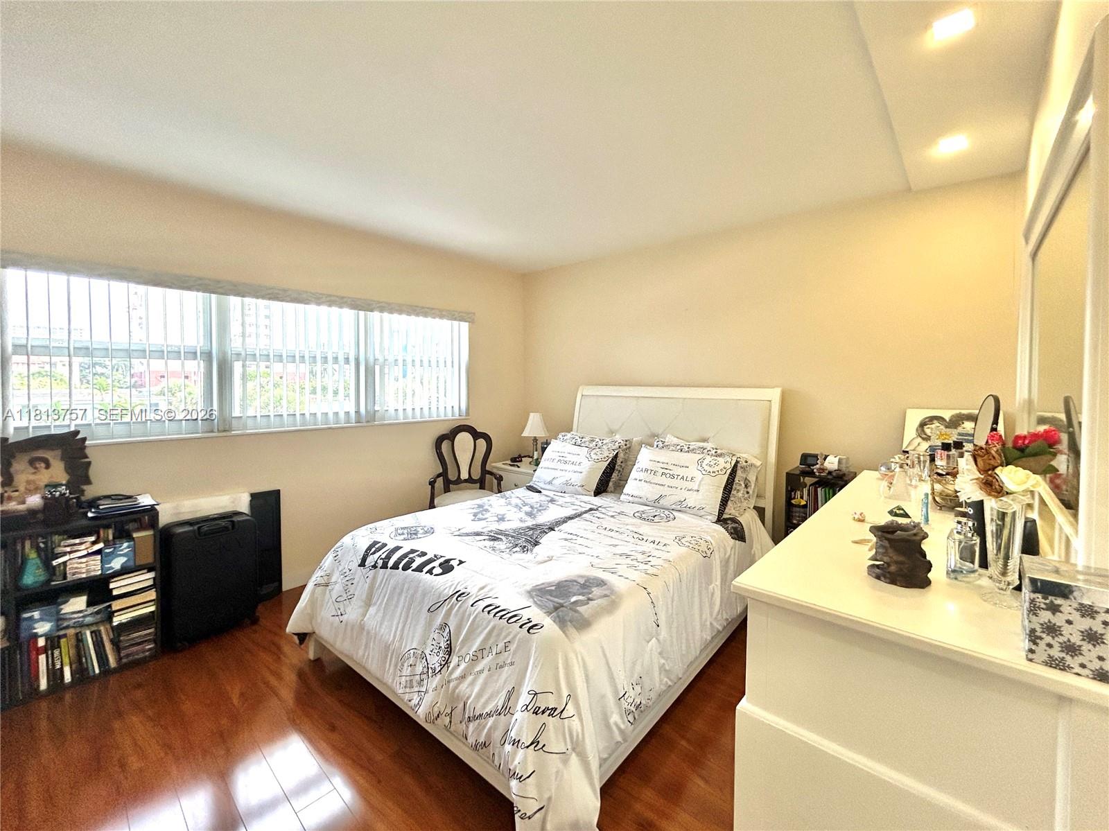 OCEANSIDE APARTMENTS CO-O - Residential