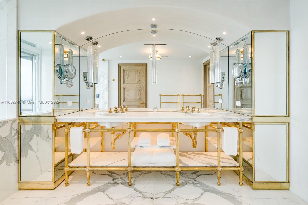 MILLENNIUM TOWER RESIDENC - Residential