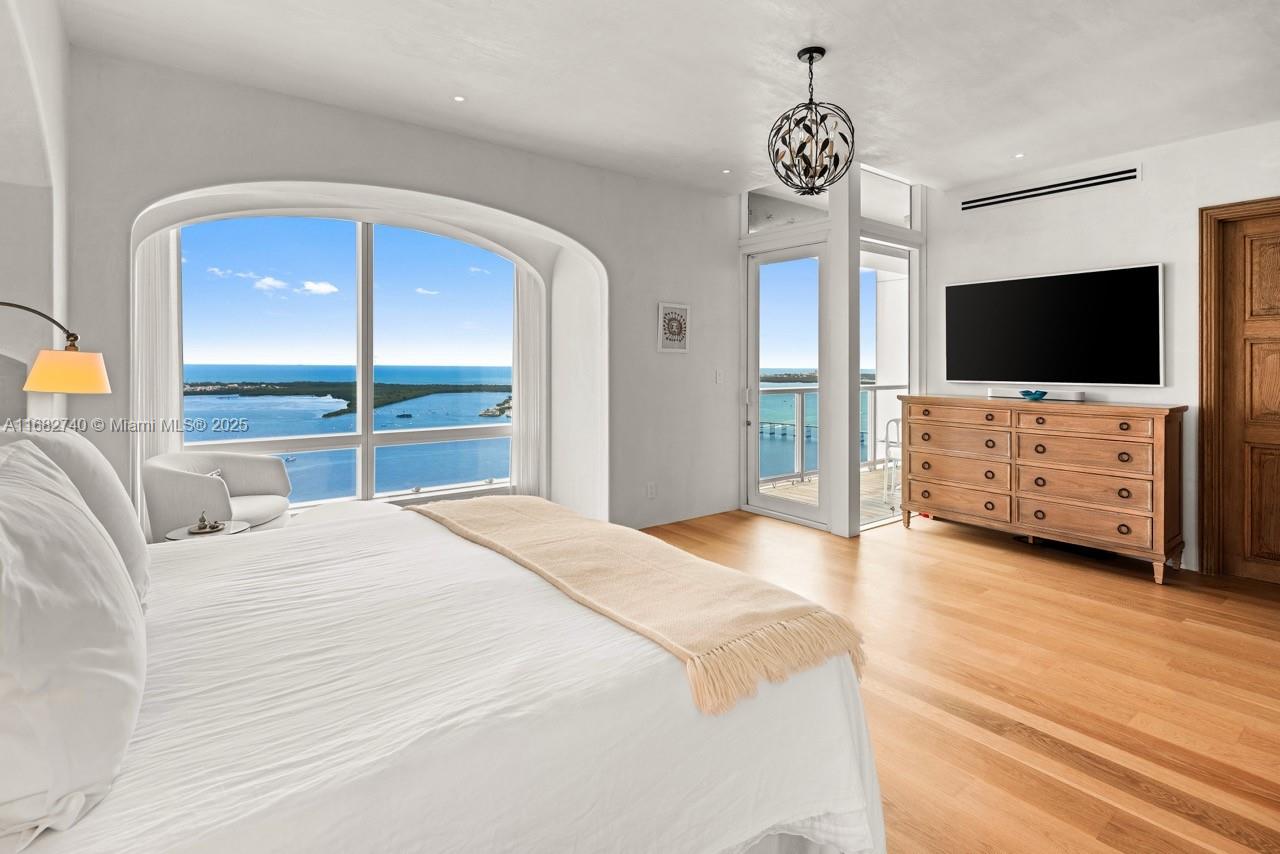 MILLENNIUM TOWER RESIDENC - Residential