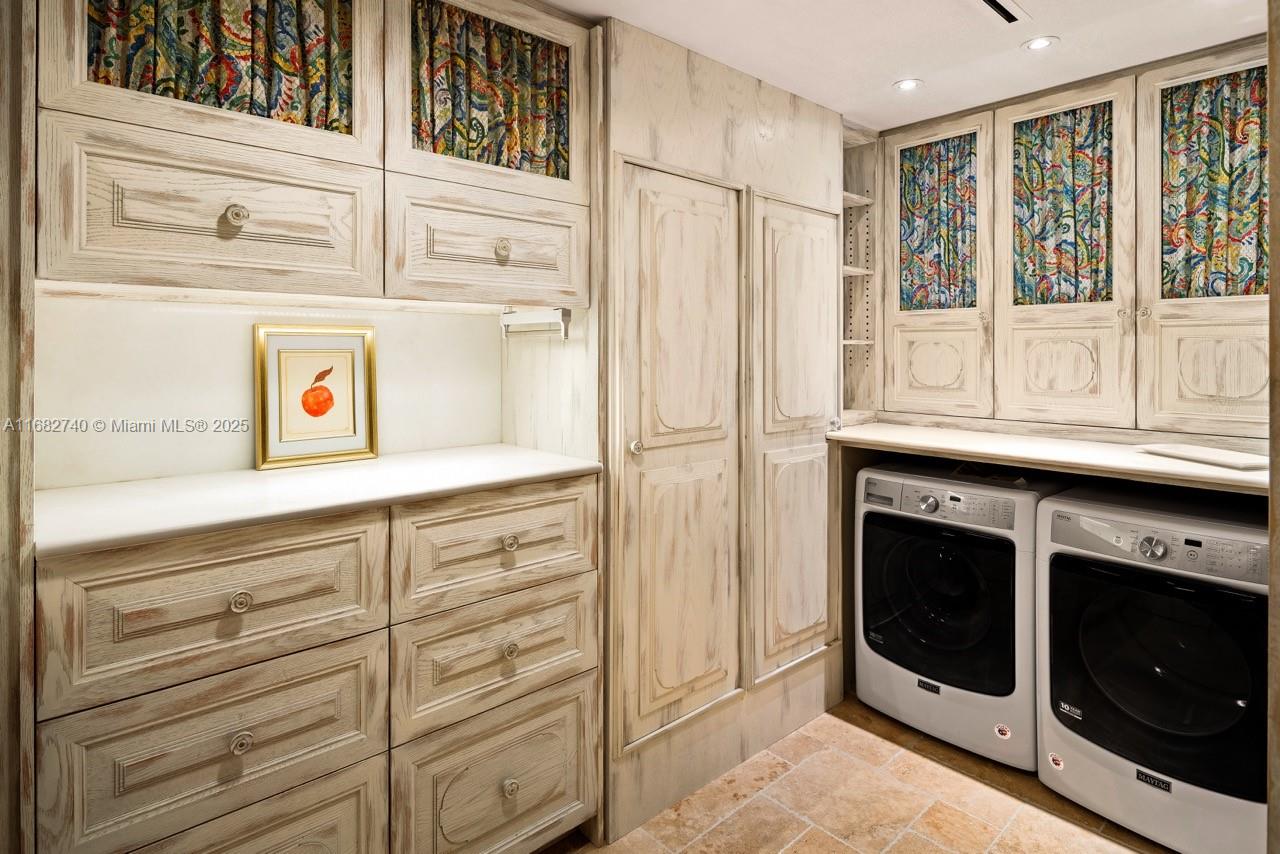 MILLENNIUM TOWER RESIDENC - Residential