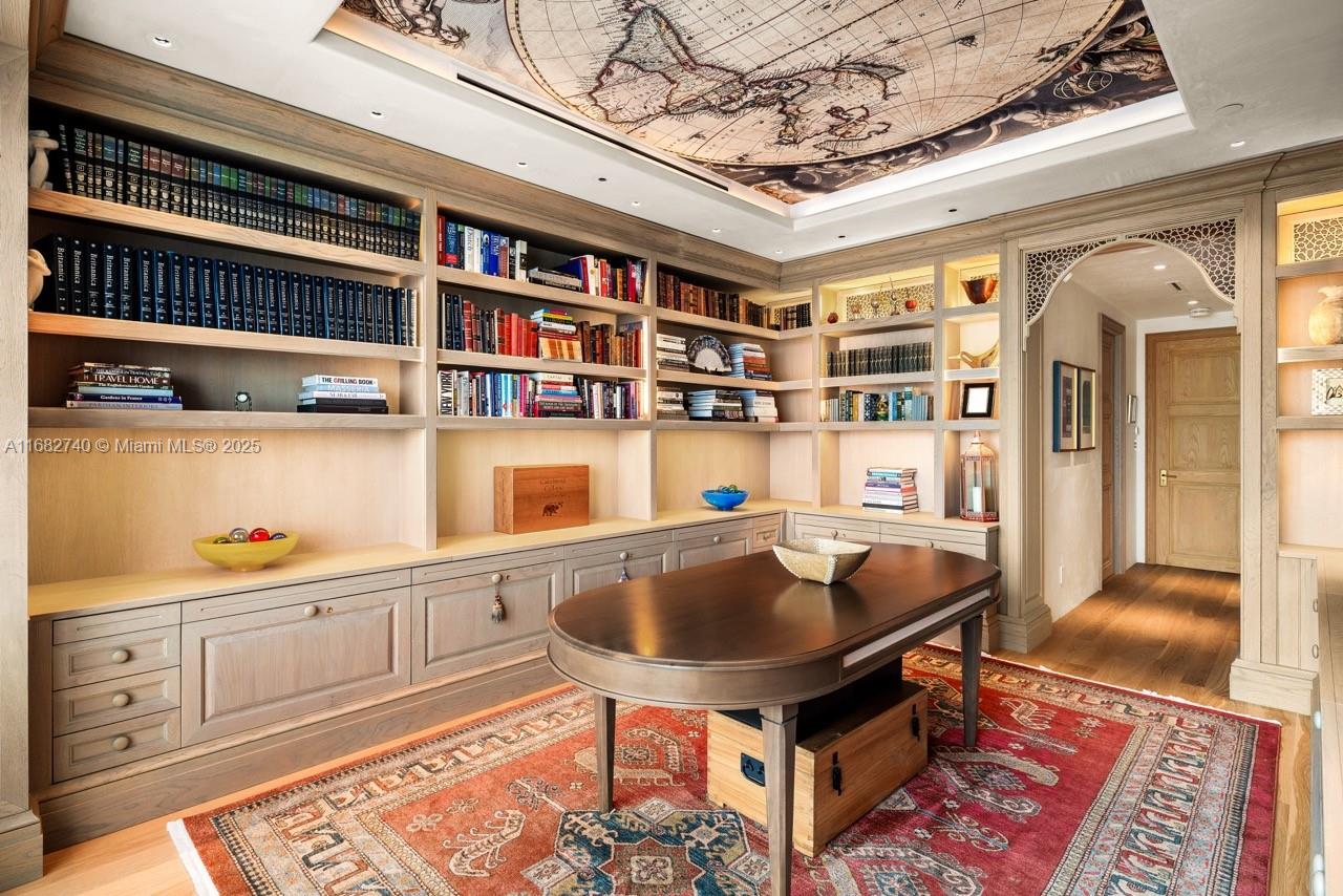 MILLENNIUM TOWER RESIDENC - Residential