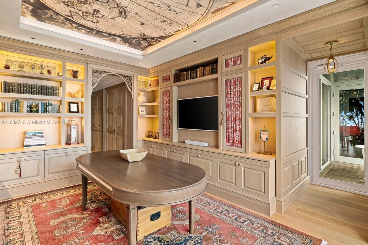 MILLENNIUM TOWER RESIDENC - Residential