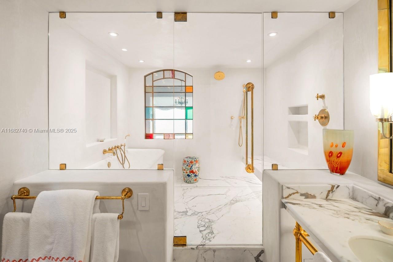 MILLENNIUM TOWER RESIDENC - Residential