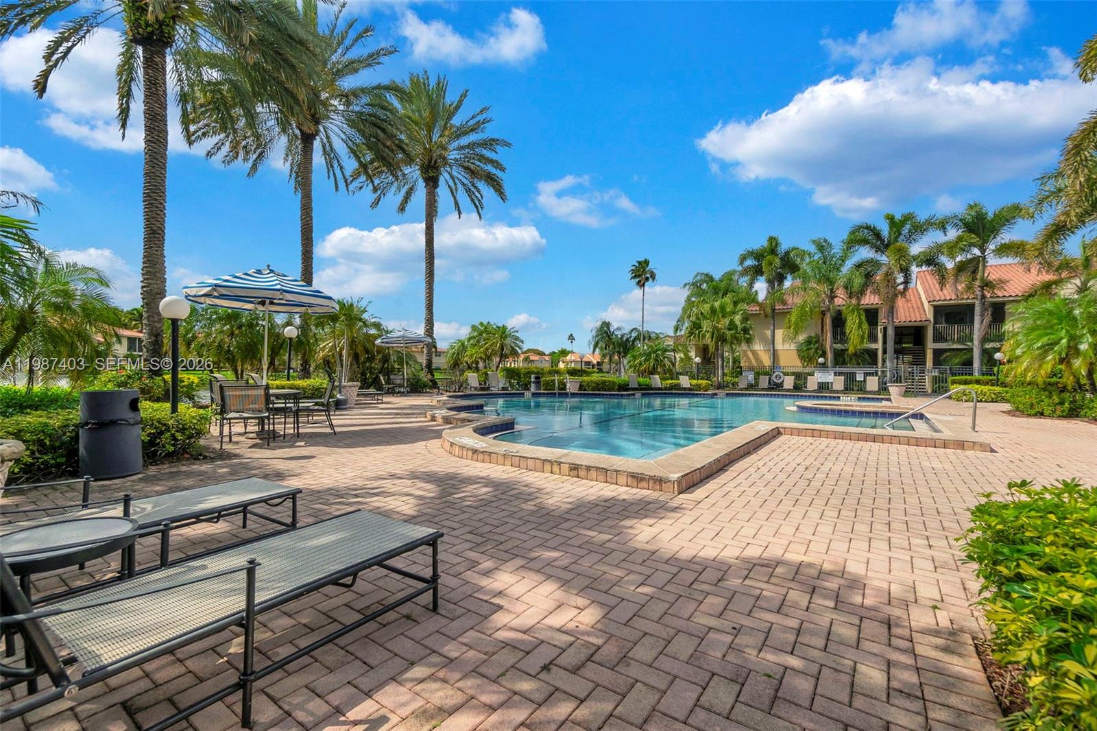 ROYAL POINCIANA CONDO - Residential Lease