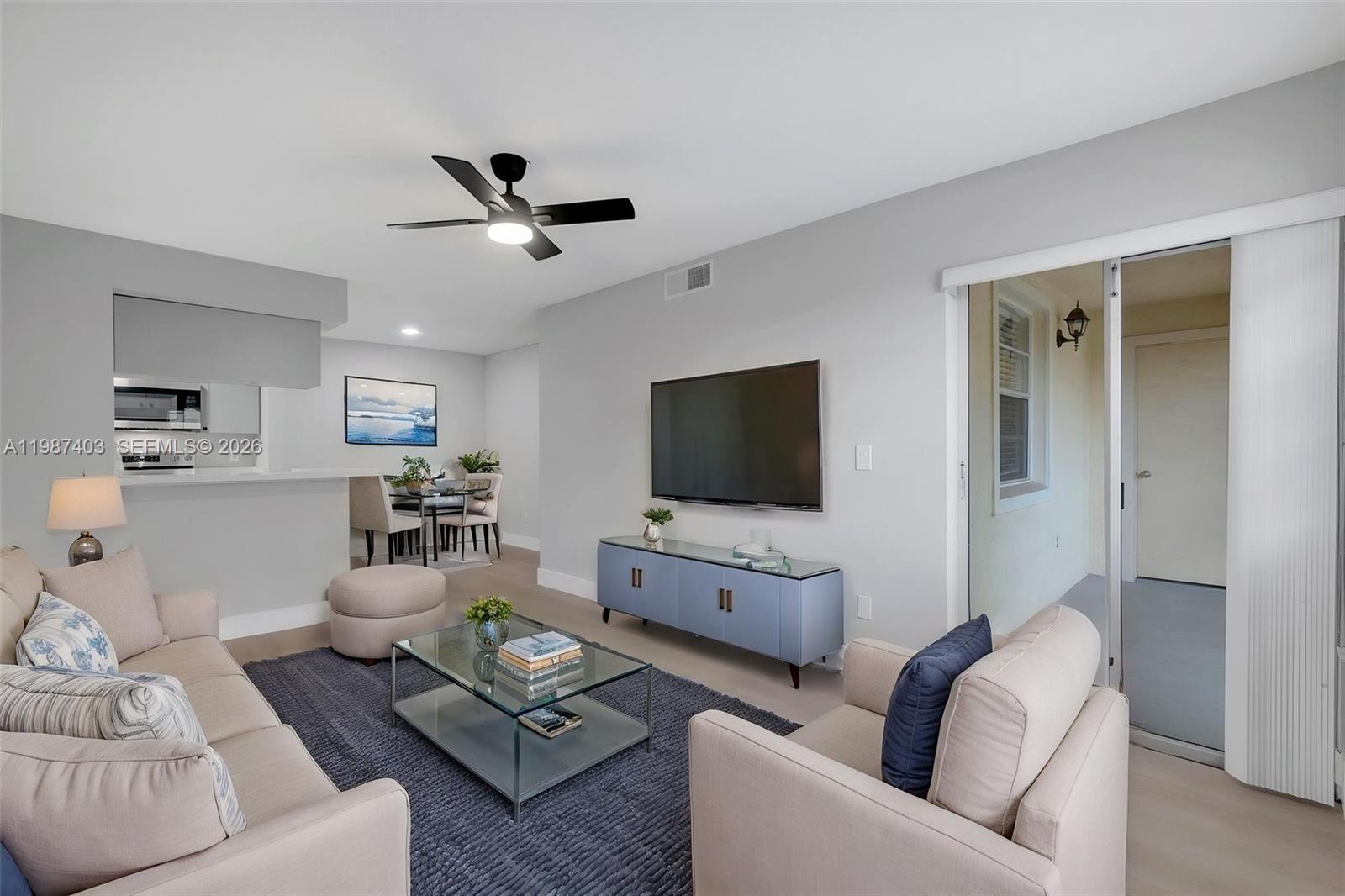 ROYAL POINCIANA CONDO - Residential Lease