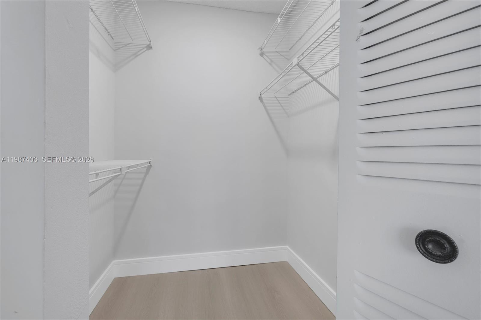 ROYAL POINCIANA CONDO - Residential Lease