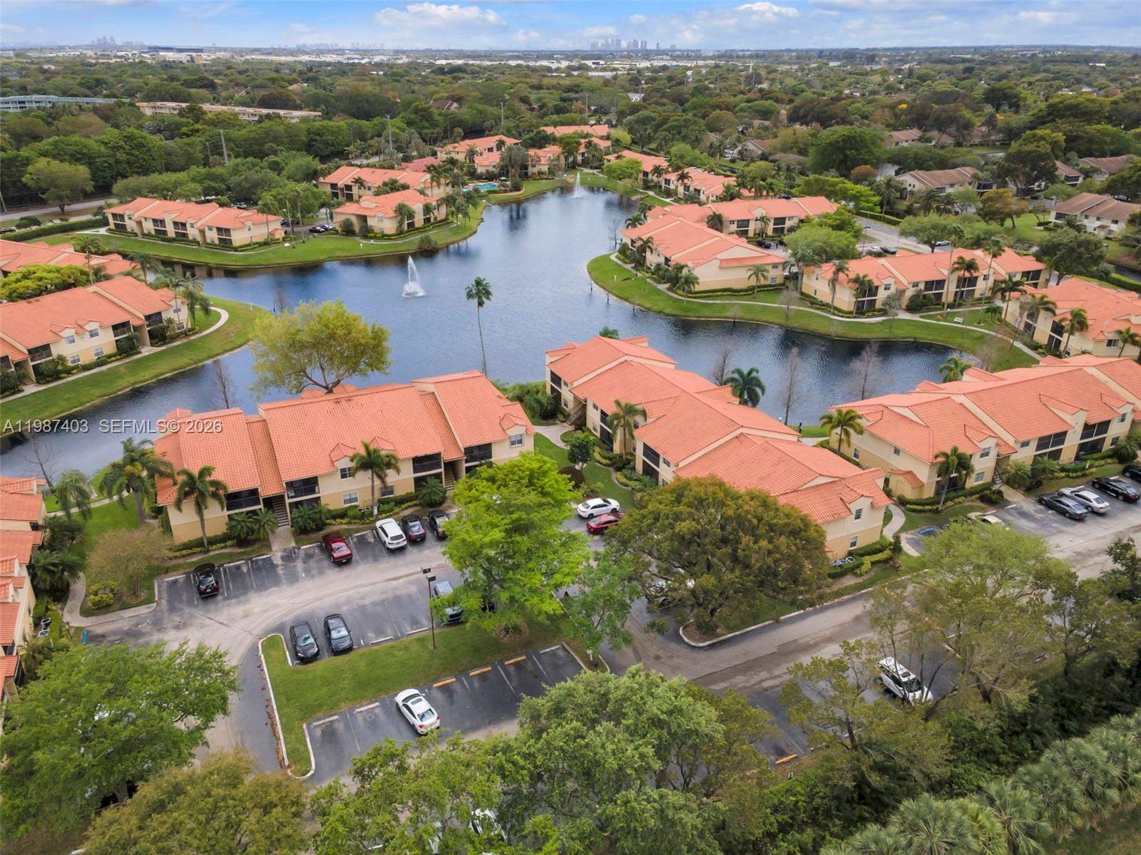 ROYAL POINCIANA CONDO - Residential Lease