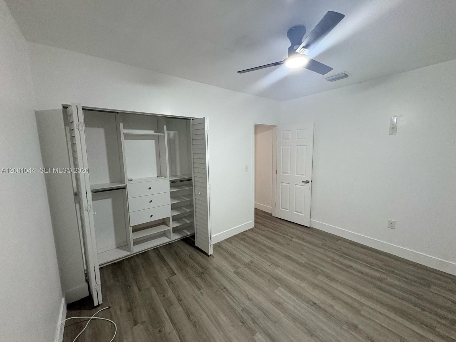 LAWRENCE ESTATE LAND CO - Residential Lease