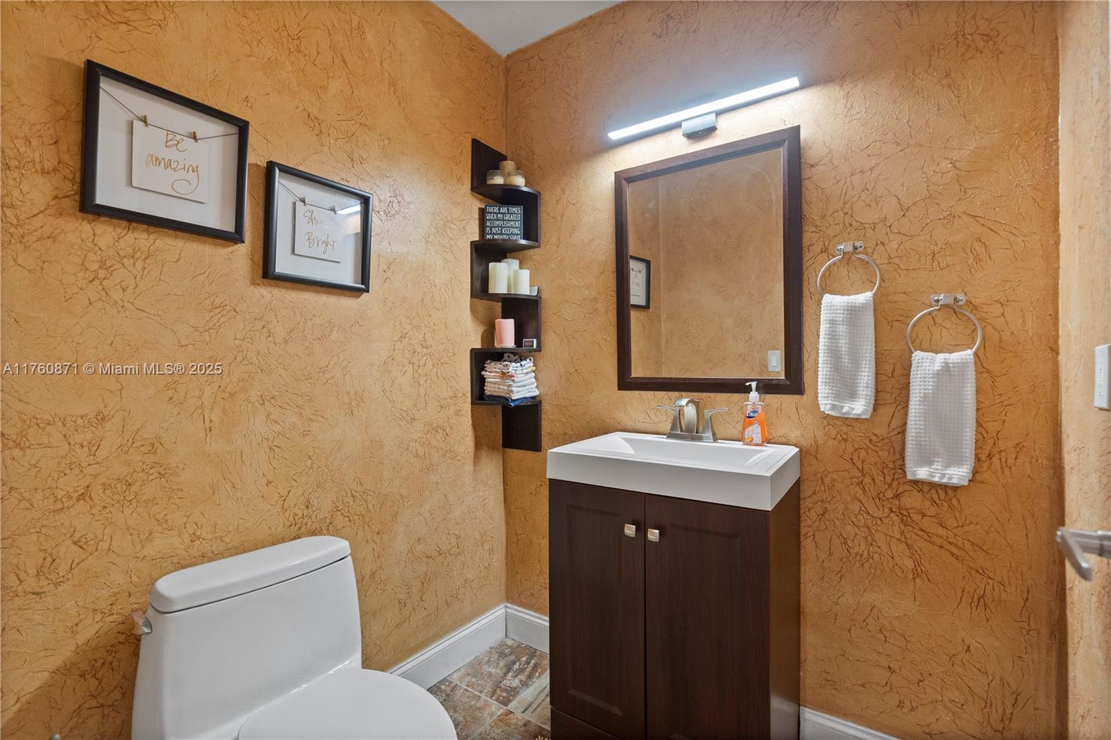 HIGHLAND LAKES SEC 8 - Residential