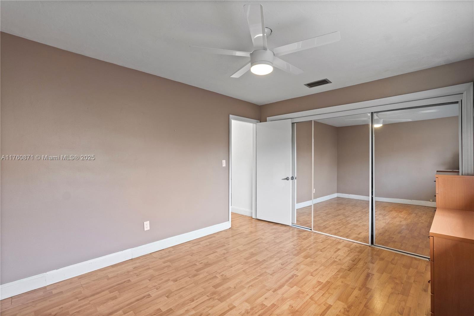 HIGHLAND LAKES SEC 8 - Residential