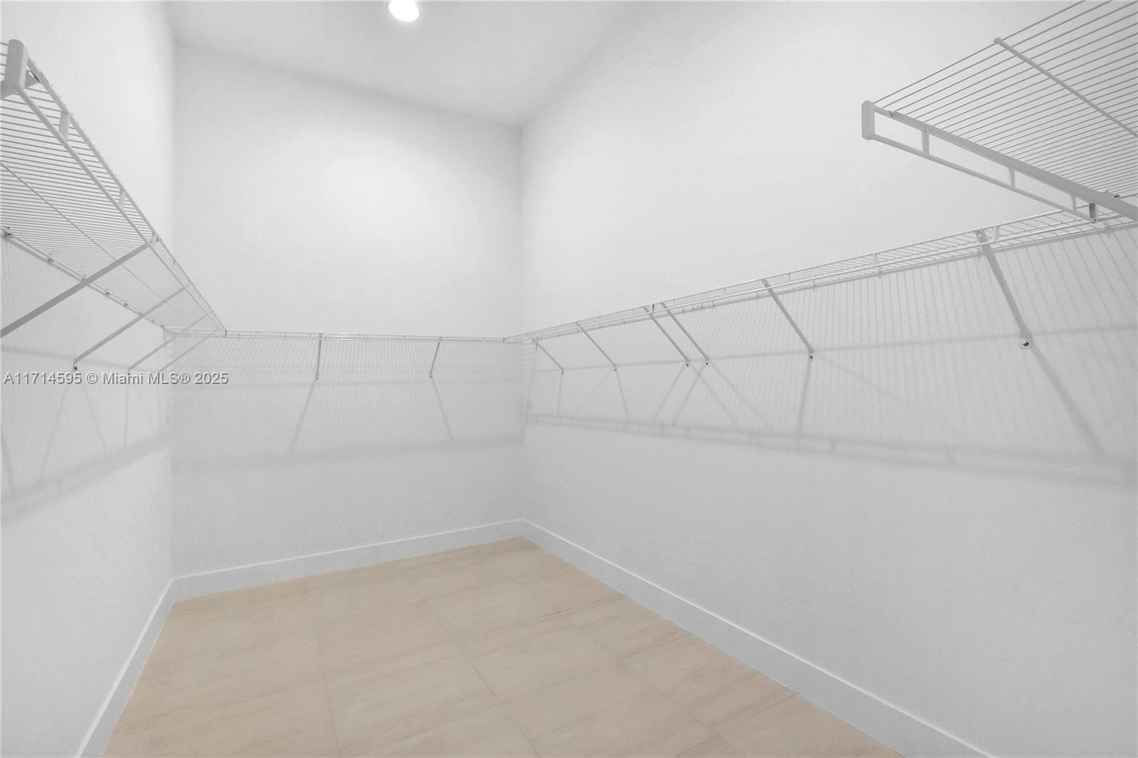 BRISTOL RESERVE - Residential