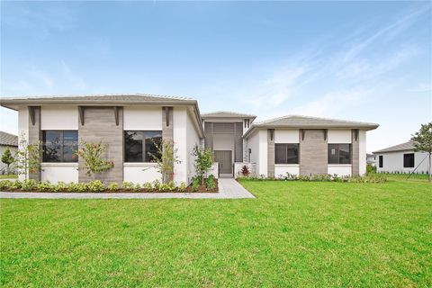 A home in Davie