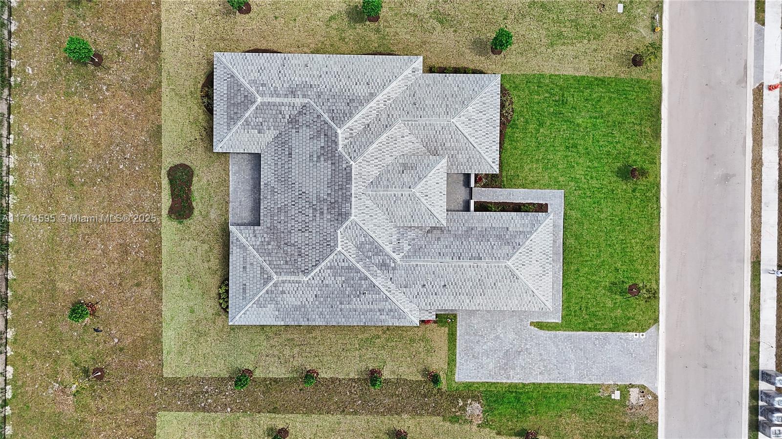 BRISTOL RESERVE - Residential