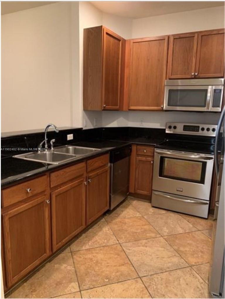 View photos, virtual tours, details... 5866 Hampton Hills Blvd