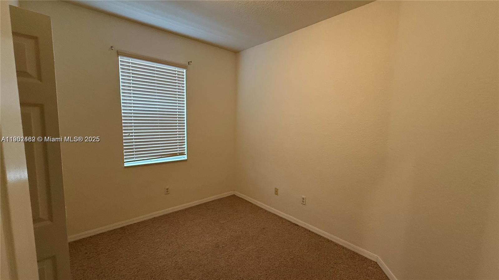 HAMPTON HILLS CONDO - Residential