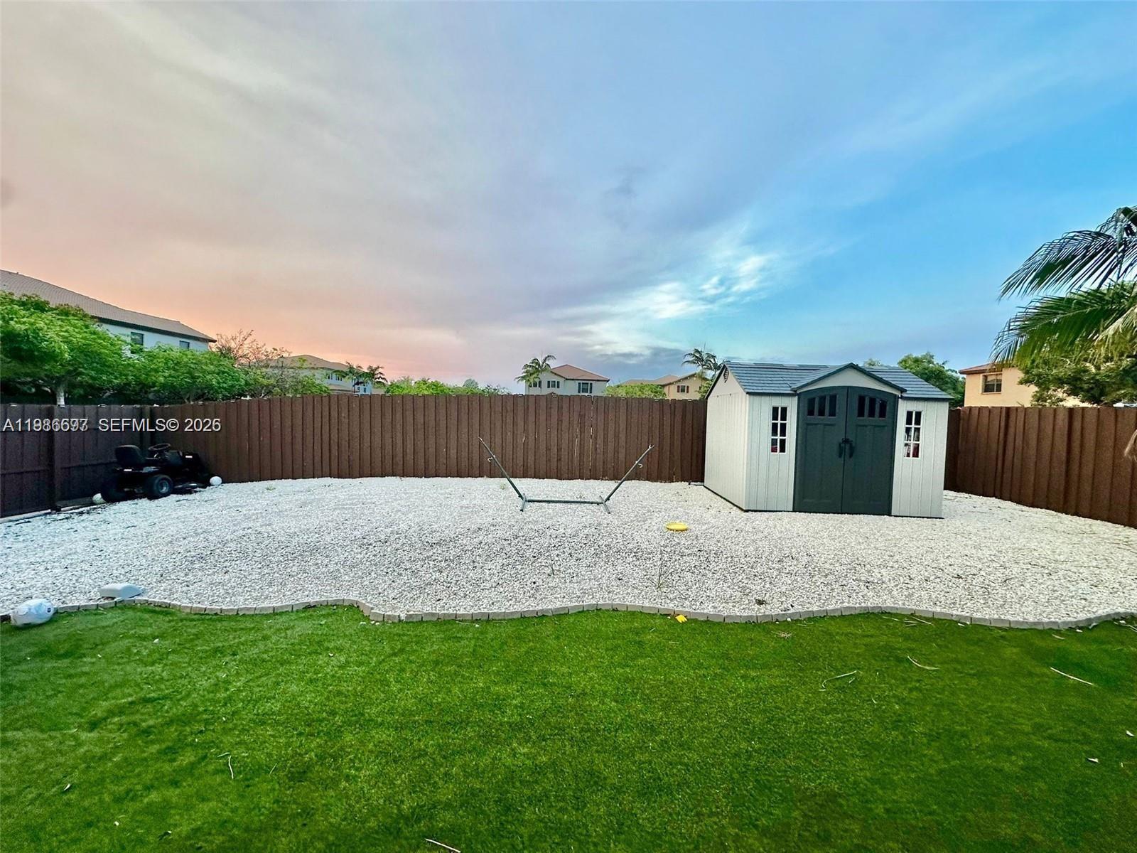 SILVER PALM EAST SEC FOUR - Residential