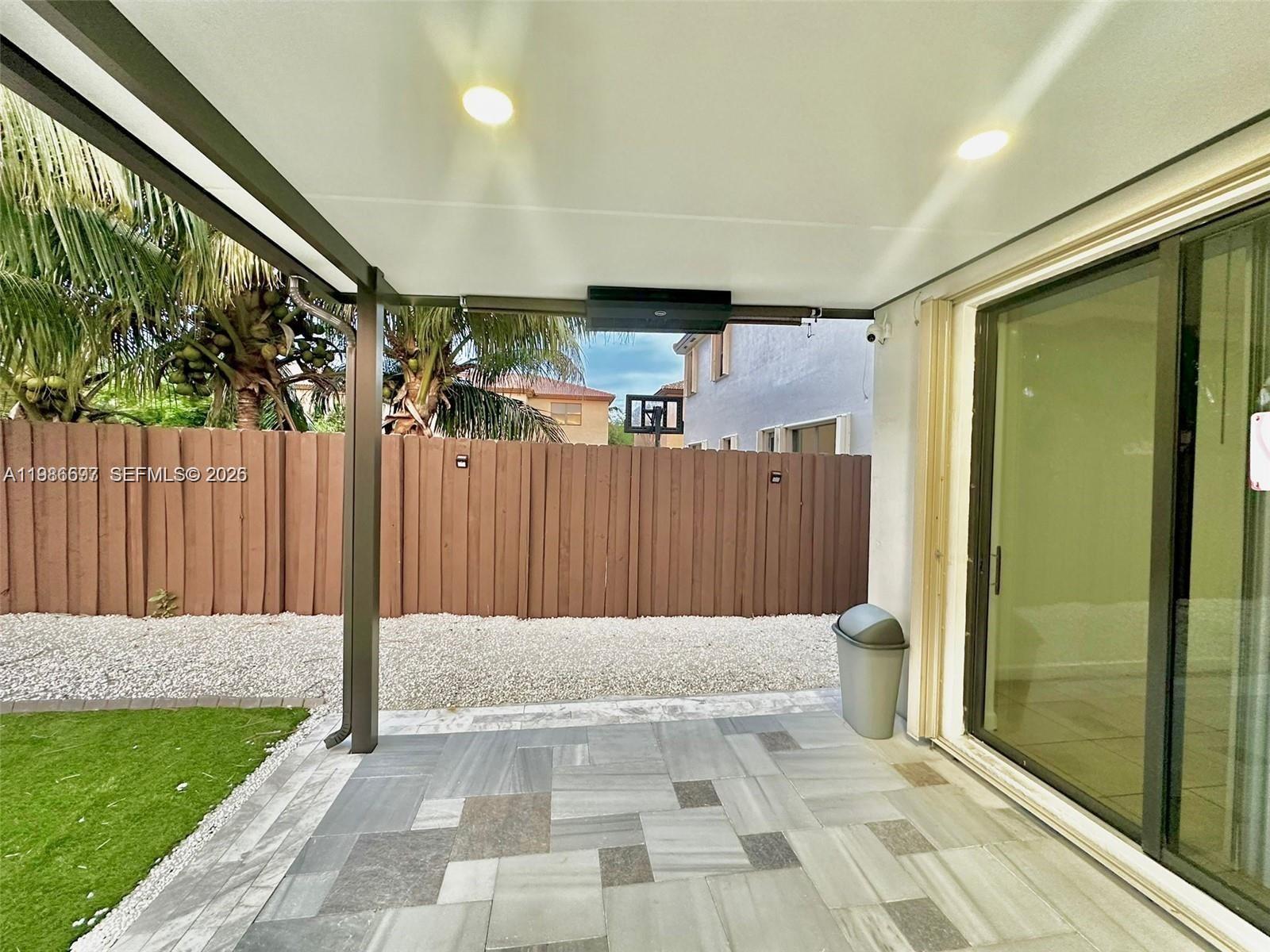 SILVER PALM EAST SEC FOUR - Residential