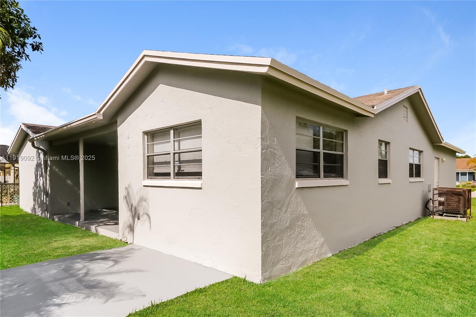 SANDALFOOT COVE SEC 7 AND - Residential Lease