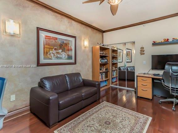 DORAL ISLES - Residential