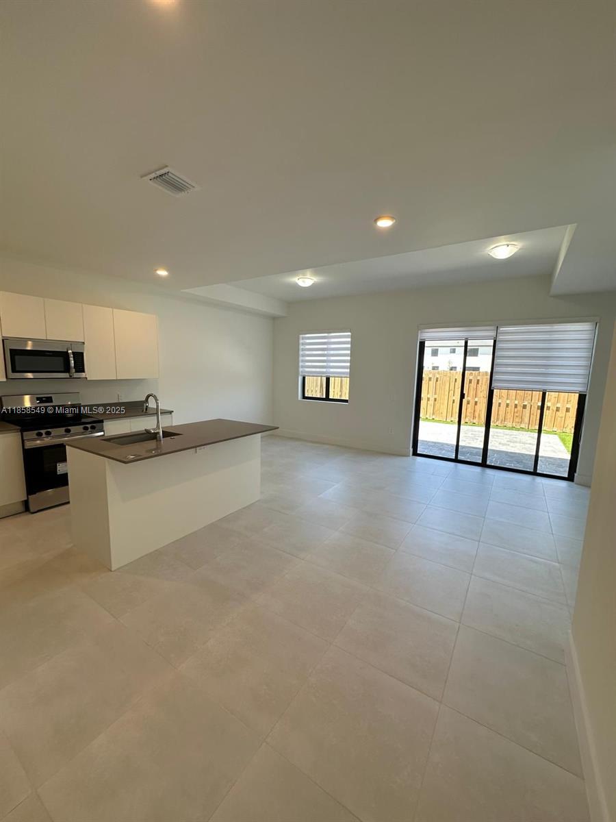 Beautiful new 3 bedroom 2.5 bath townhome for rent in a great location. Modern kitchen with quartz countertops and stainless steel appliances. Ceramic tile flooring on the first floor and laminate flooring on the second floor. Zebra and blackout blinds throughout the home for privacy and comfort. Don't miss your chance to live in a brand new home!