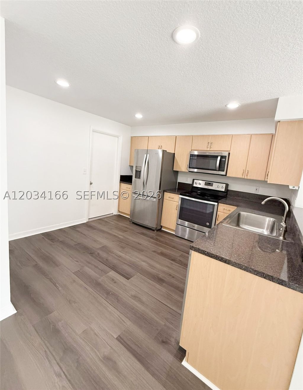 Photo of 1564 Veracruz Ln #1564, Weston, FL 33327 (MLS # A12034166)