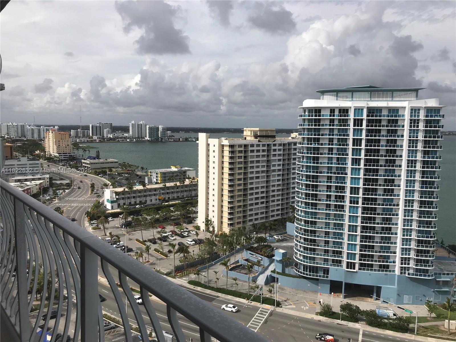 THE GRANDVIEW PALACE COND - Residential