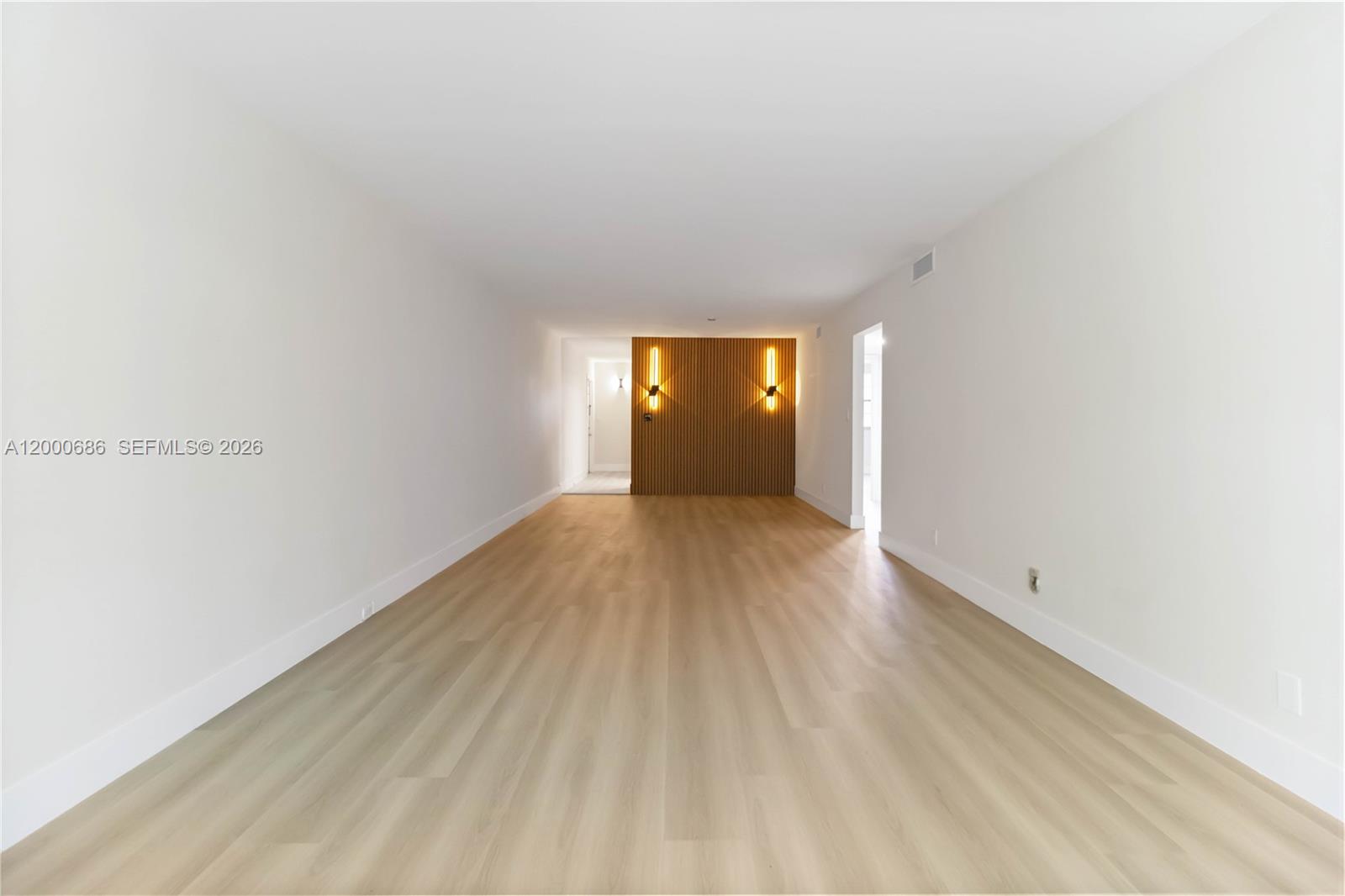 ELEUTHERA VILLAGE E CONDO - Residential