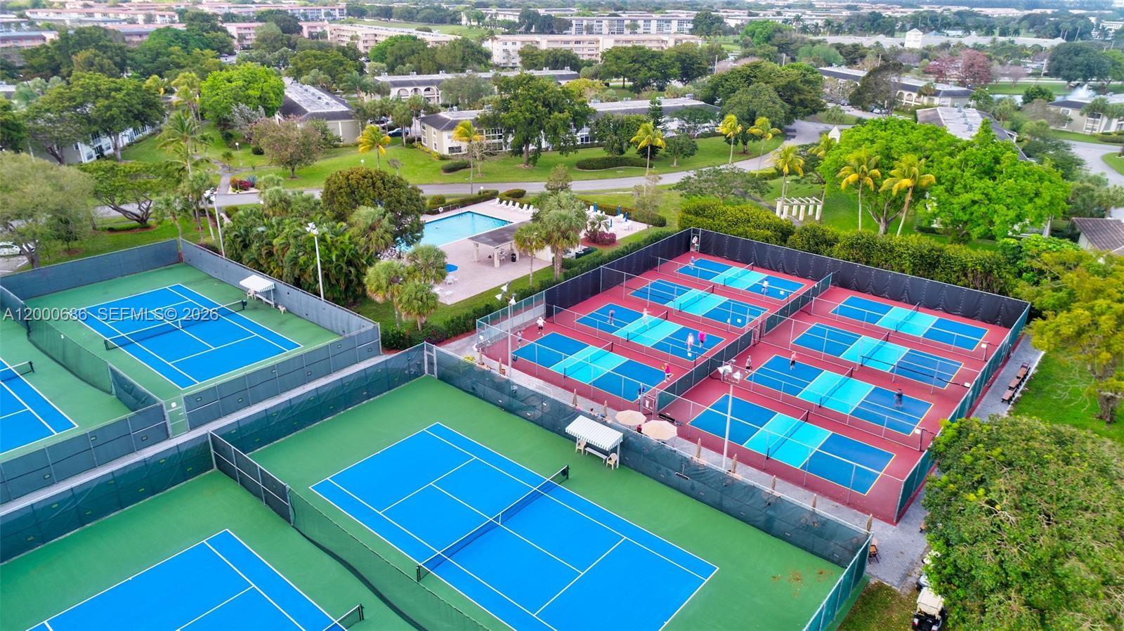 ELEUTHERA VILLAGE E CONDO - Residential