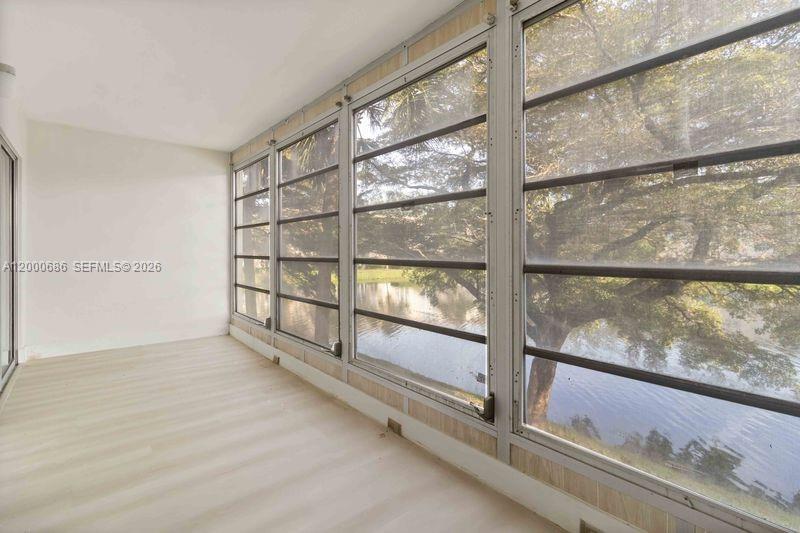 ELEUTHERA VILLAGE E CONDO - Residential