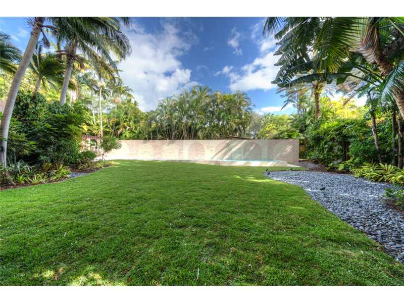 THE MOORINGS - Residential