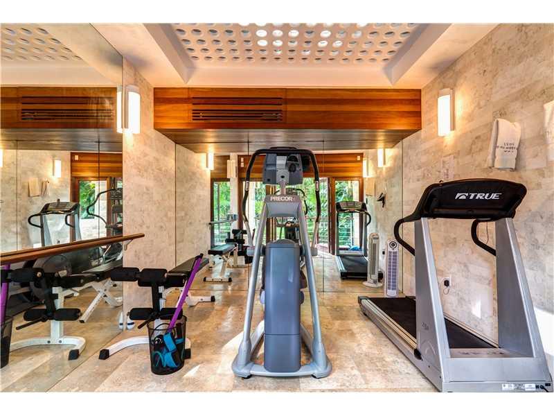 THE MOORINGS - Residential