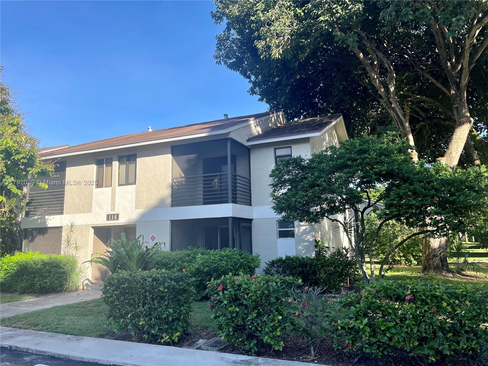 Rental Property at 114 Gardens Dr 104, Pompano Beach, Broward County, Florida - Bedrooms: 1 
Bathrooms: 1  - $1,650 MO.