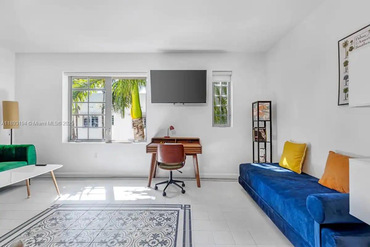 ARTECITY GOVERNOR CONDO - Residential Lease