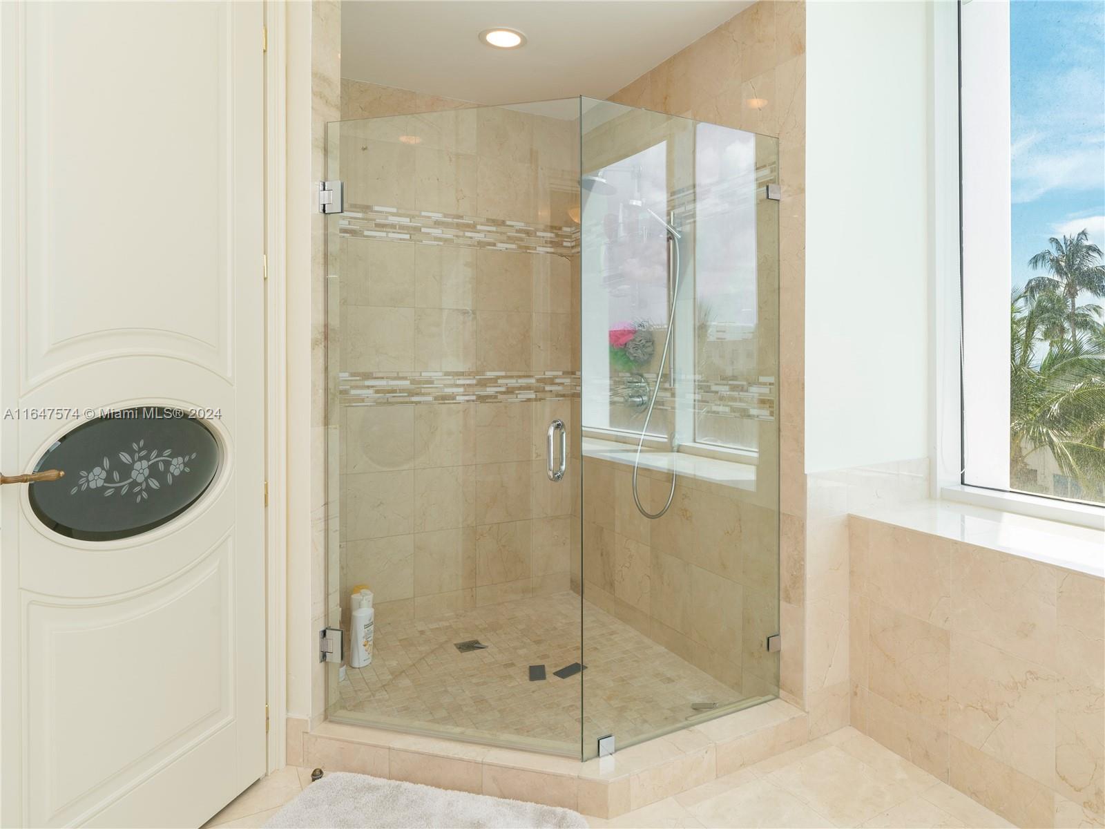 TRUMP PALACE CONDO - Residential Lease