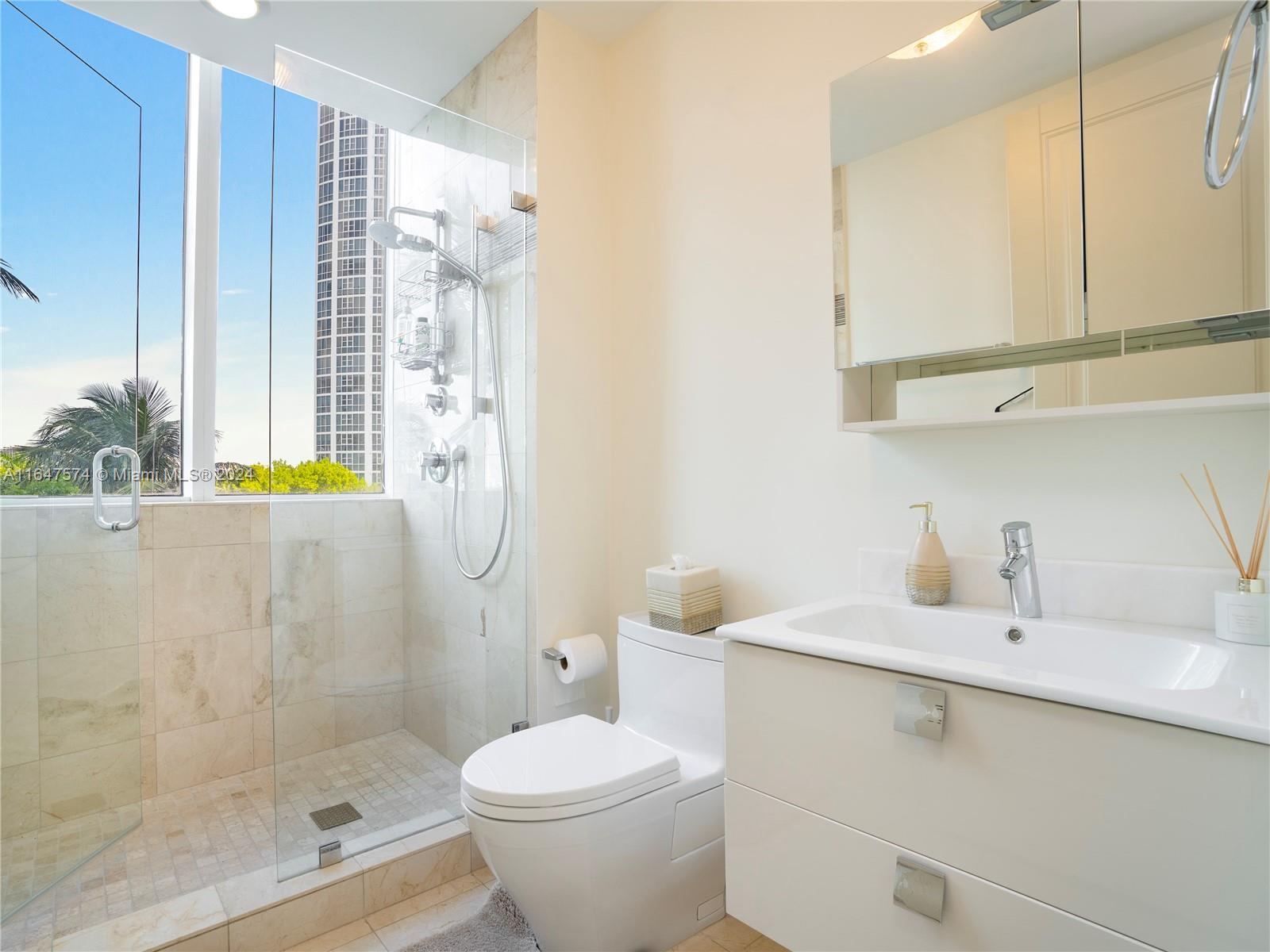 TRUMP PALACE CONDO - Residential Lease