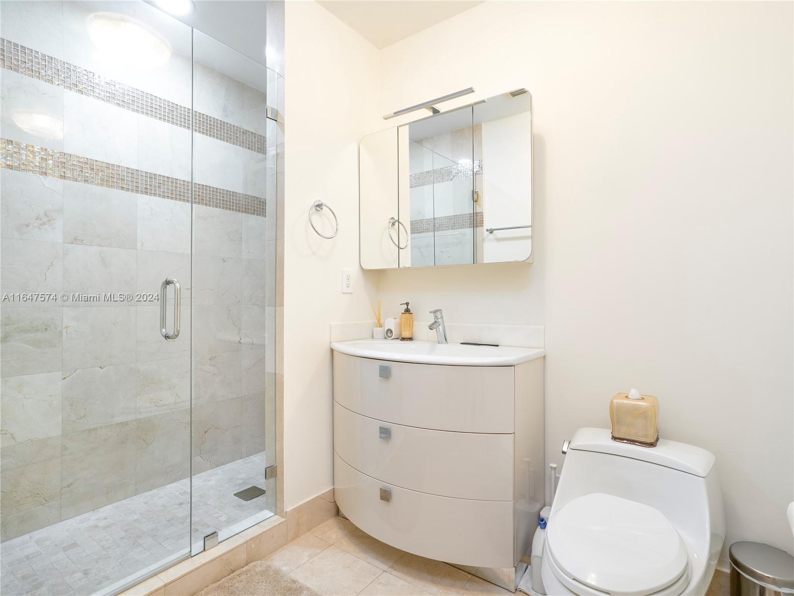 TRUMP PALACE CONDO - Residential Lease