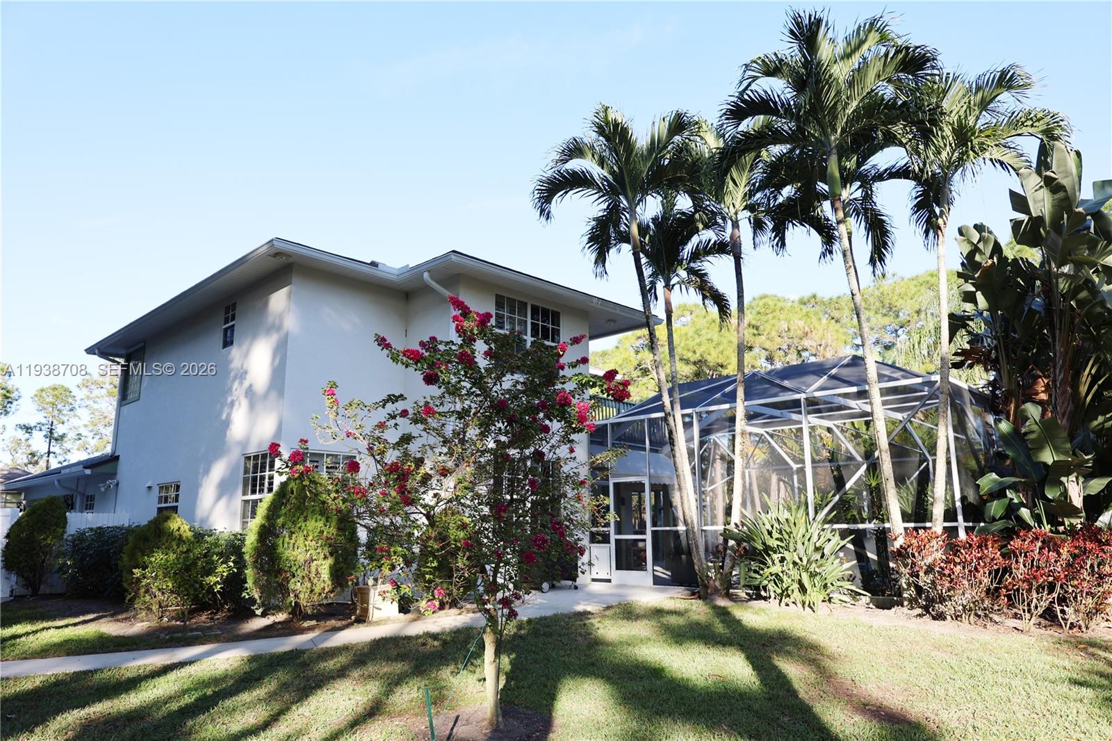 Palm Beach Country Estates - Residential