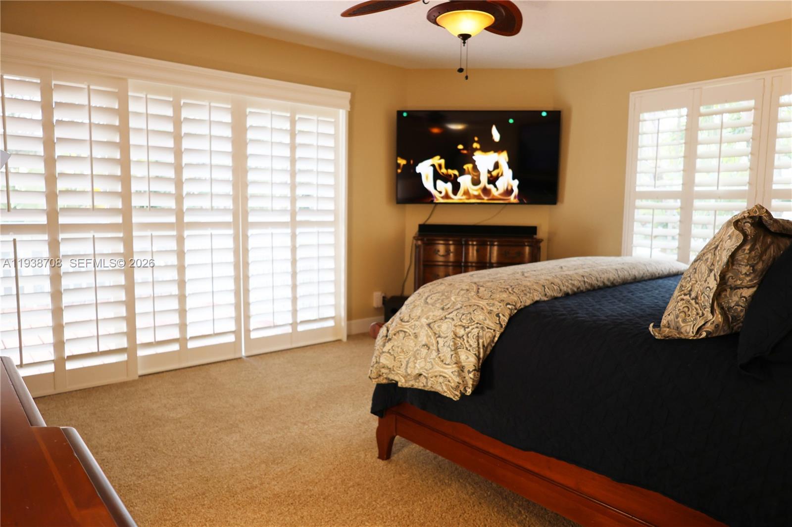 Palm Beach Country Estates - Residential