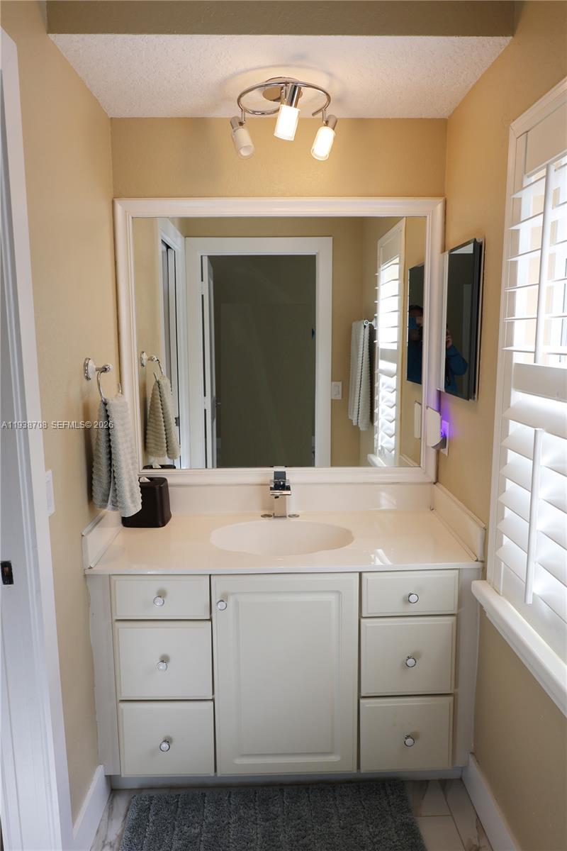 Palm Beach Country Estates - Residential